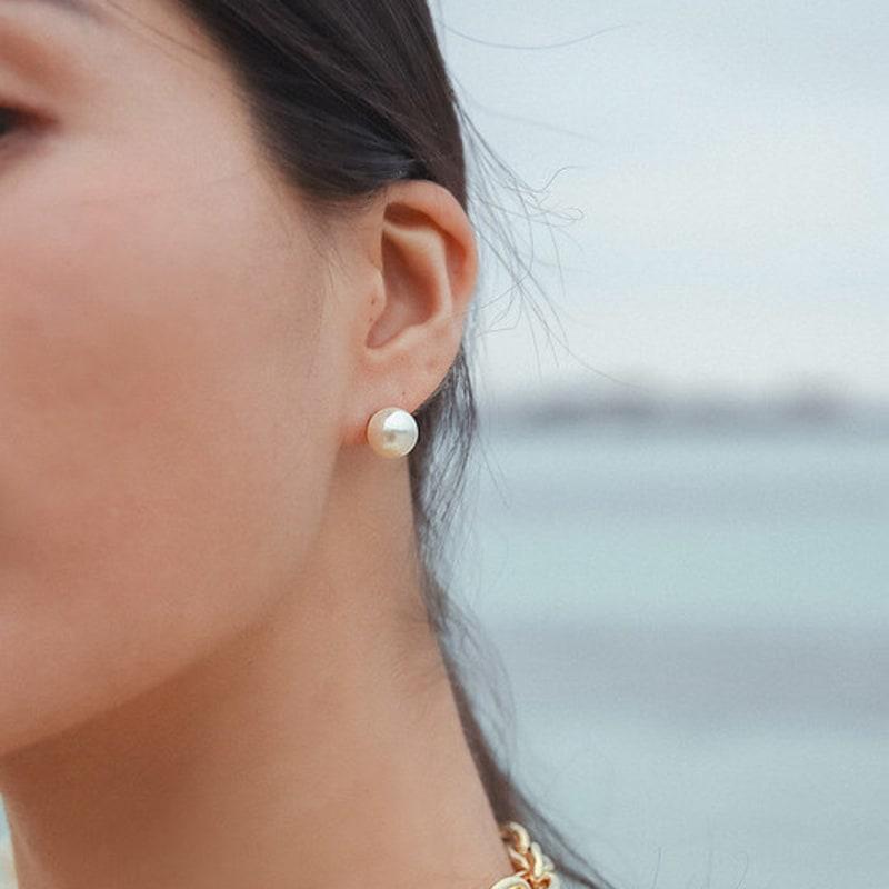 SUNDAY DISCO CLUB UNBALANCE PEARL EARRING gold