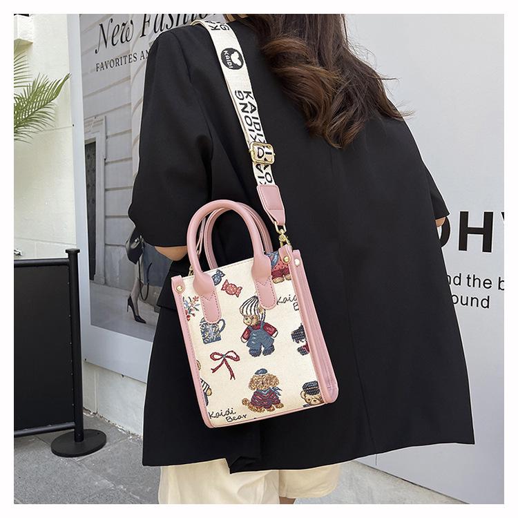 Katie Bear Damen Niedliche Handtasche im koreanischen Stil zum Umhängen - Kleine & Trendige Einzel-Schultertasche