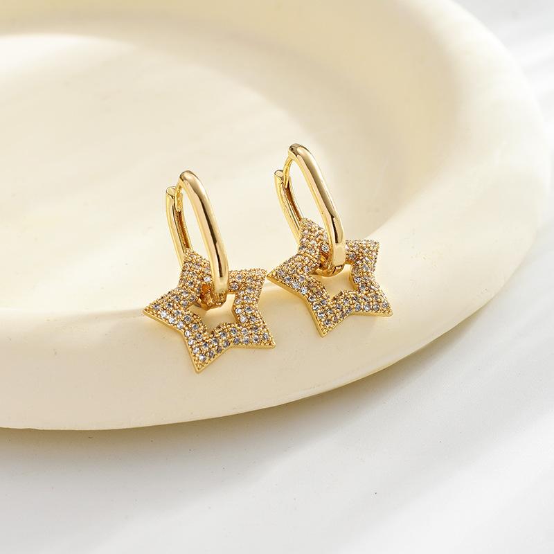 Orecchini a Clip a Forma di Cuore con Zirconi Moda Orecchini a Bottone Eleganti di Lusso Per Donna Accessorio Versatile