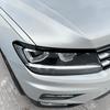 2Pcs Headlight Cover Eyelid Eyebrow For Volkswagen Tiguan MK2 2017-2020 Gloss Black Headlight Eyelids Car Body Kit Accessories