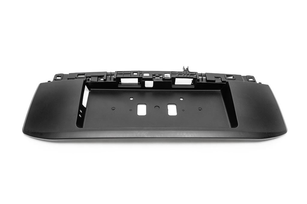 Хром планка над номером (дизайн 2018) Только верхняя для Toyota Land Cruiser Prado 150