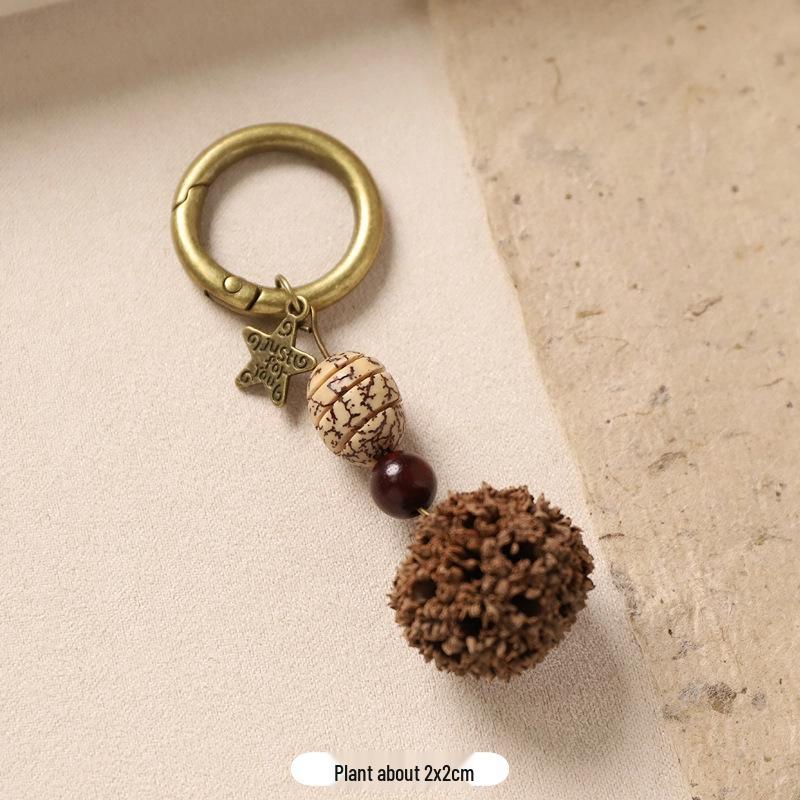 Артистичный кулон-брелок из семян бодхи в стиле Мори: Шарм для сумки в виде натурального фрукта