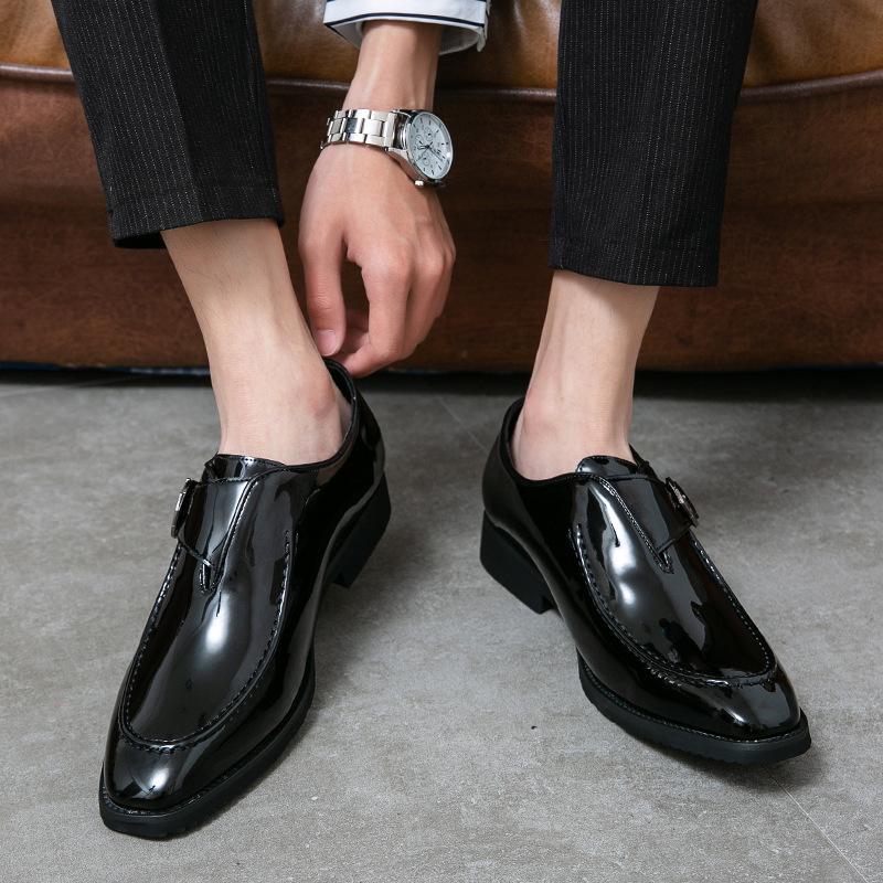 Men's pointed leather shoes men's fashion foot-fitting business dress shoes trend British style wedding groom shoes