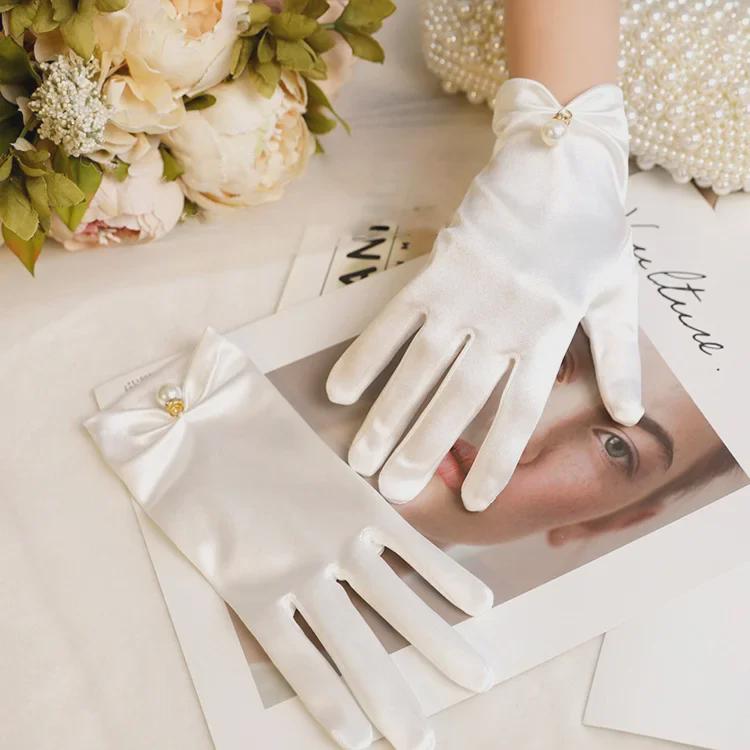 New Hepburn-Style Pearl Satin Bridal Gloves: Elegant White Princess Accessory for Photos
