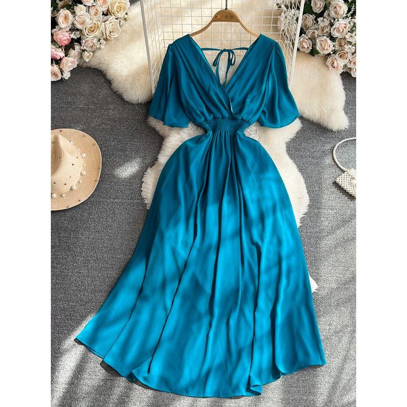 Retro V-neck Open Back A- line Large Hem Short Sleeve Dress