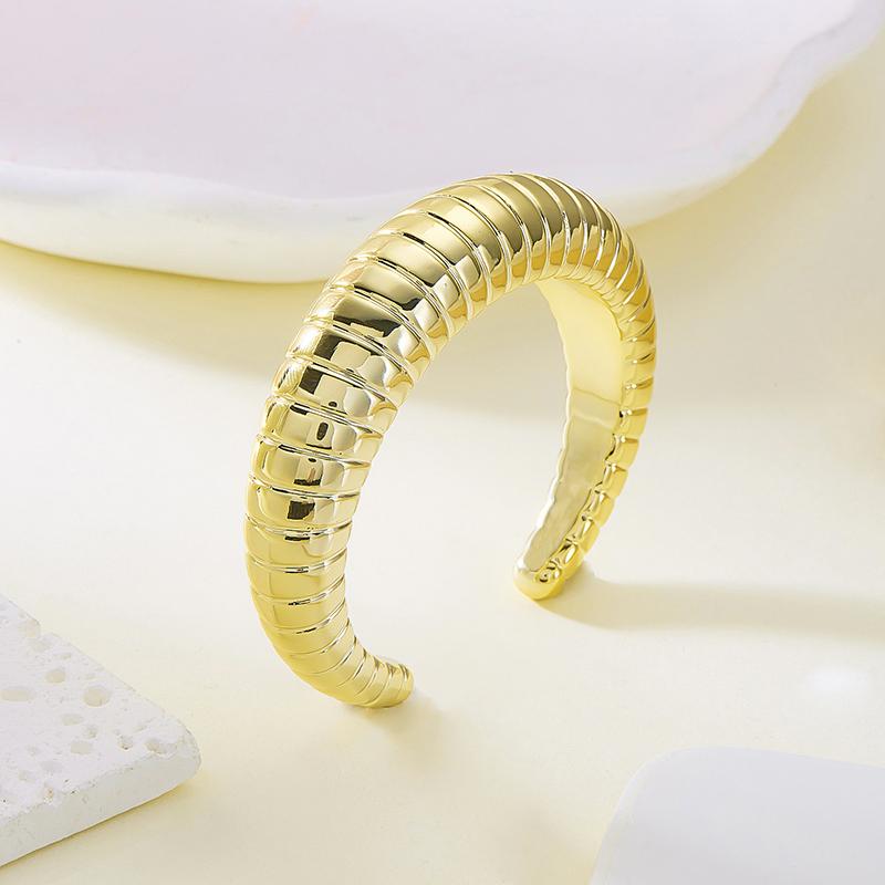 Fashion Big Cuff Bangles Bracelets Women Vintage Statement Plastic Geometric Open Bangle Hip Hop Punk Gold  Color Jewelry