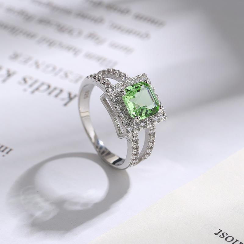 New Candy Zircon Fashion Ring: Elegant European & American Style for Women