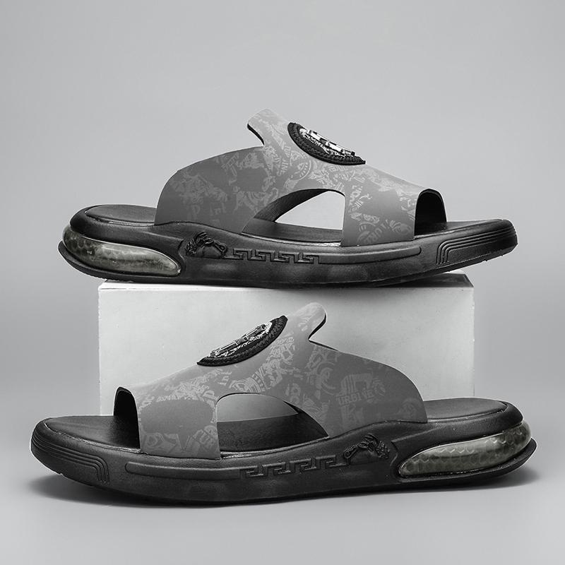 Fashion Beach Sandals Tie-dyed Designer Hole Slippers Sneakers Water Shoes Men Hollow Garden Shoes Slip On Men Slippers