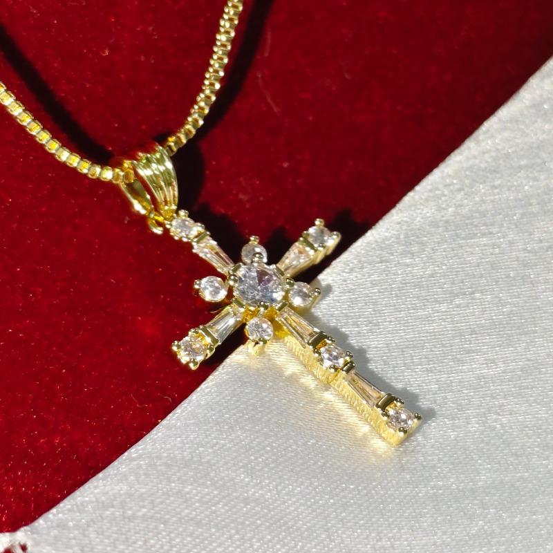 925 Sterling Silver Fashion Temperament Zircon Gold Cross Pendant Necklace Birthday Party