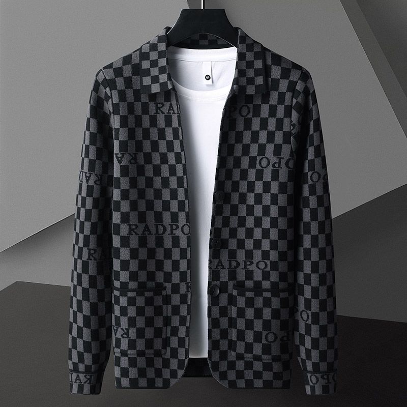 

Смарт-кэжуал Английские элементы Клетчатая вставка Отложной воротник Новое мужское пальто Мода Повседневный Трикотажный Свободный Карманы Кардиган Куртка L серый