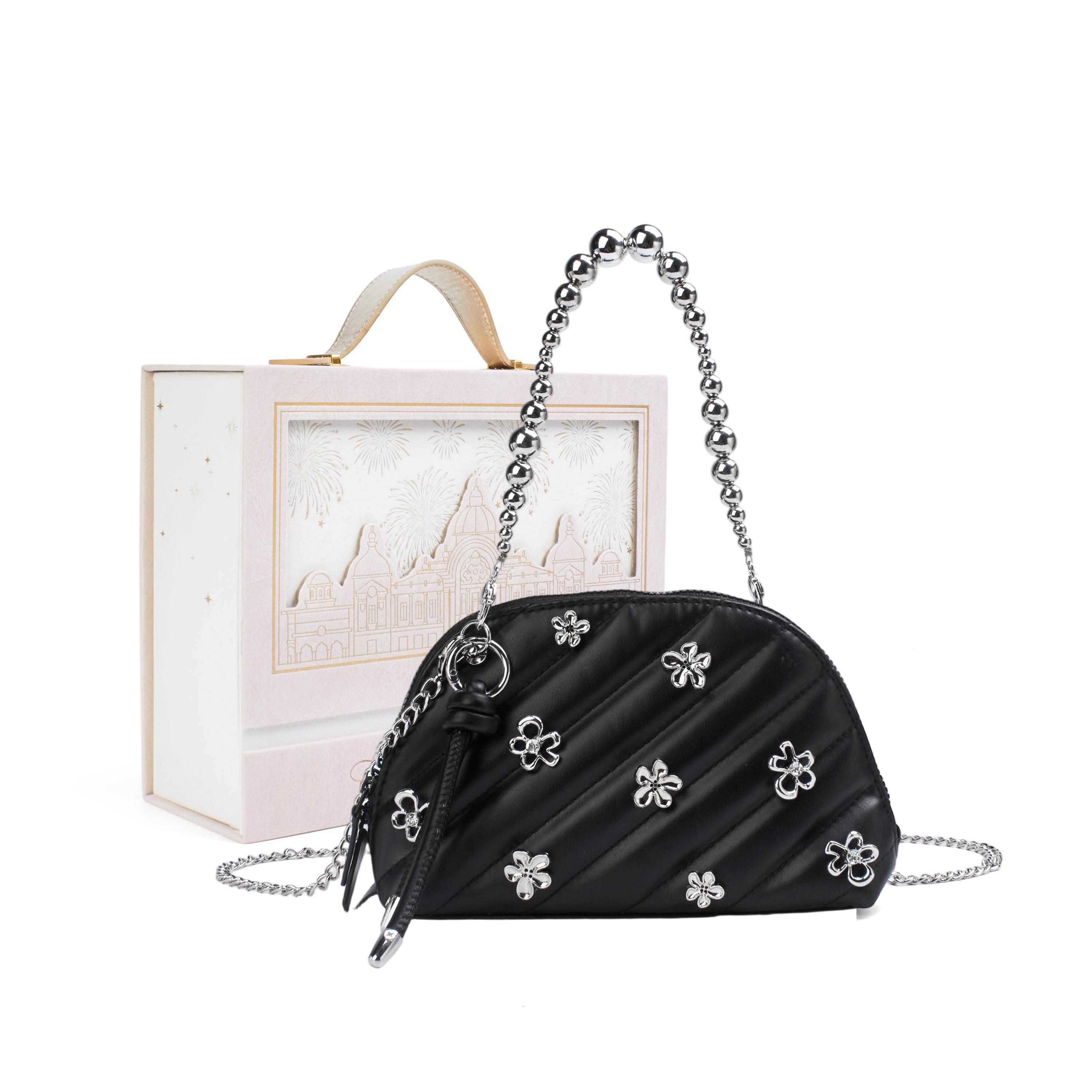 SAINT LAURENT Косметички и несессеры Женский Нежный