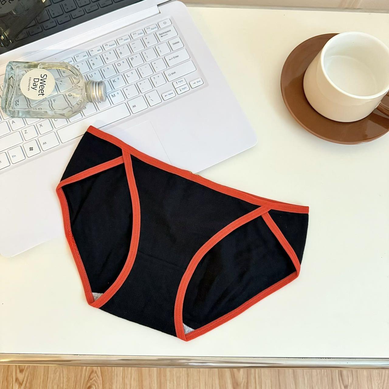 

Ladies Spring and Autumn Cotton Soft High Elastic Breathable Comfortable Low Waist Cotton Crotch Triangle Briefs M