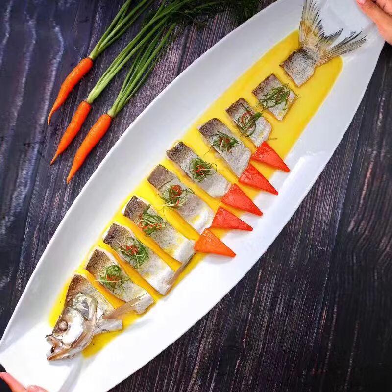 Elegant Ceramic Boat-Shaped Fish Platter
