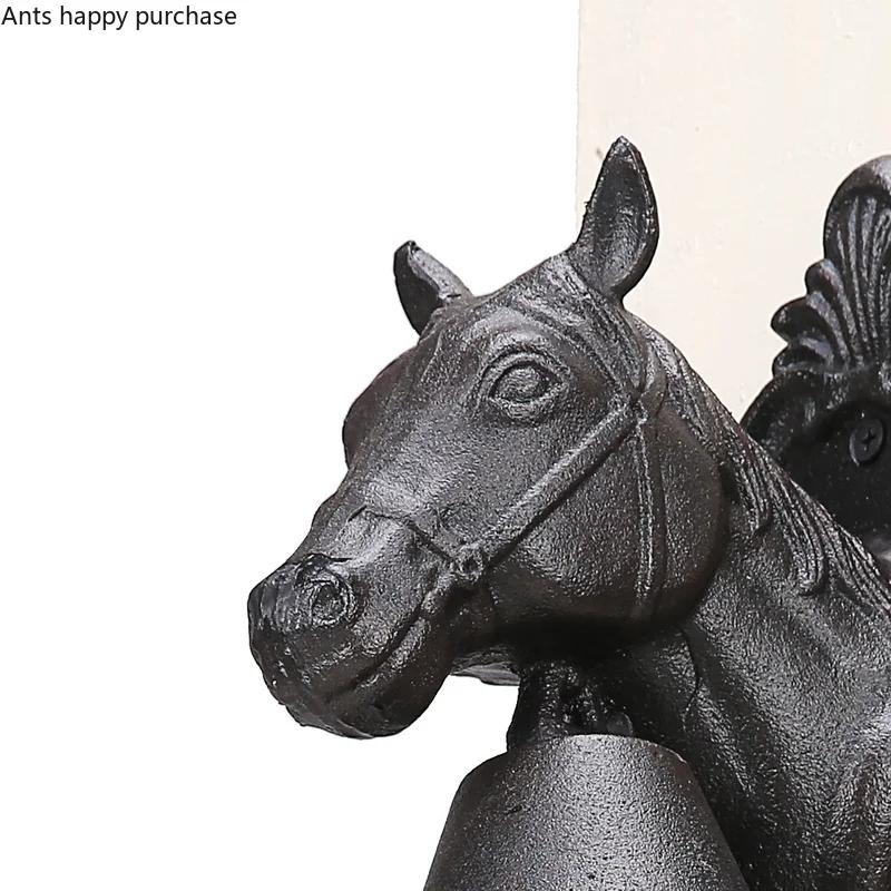 Iron Horse Head Deer Head Bell Hanging Decorations Wind Chimes Doorbell Wall Mounted Decoration Crafts Animal Wall Hanging