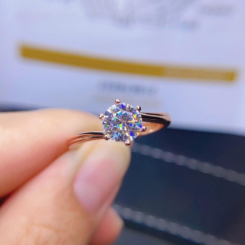 1 Karat Diamant-Optik Acht Herzen & Pfeile PT950 Moissanit Verstellbarer Ring für Damen - Online im Trend
