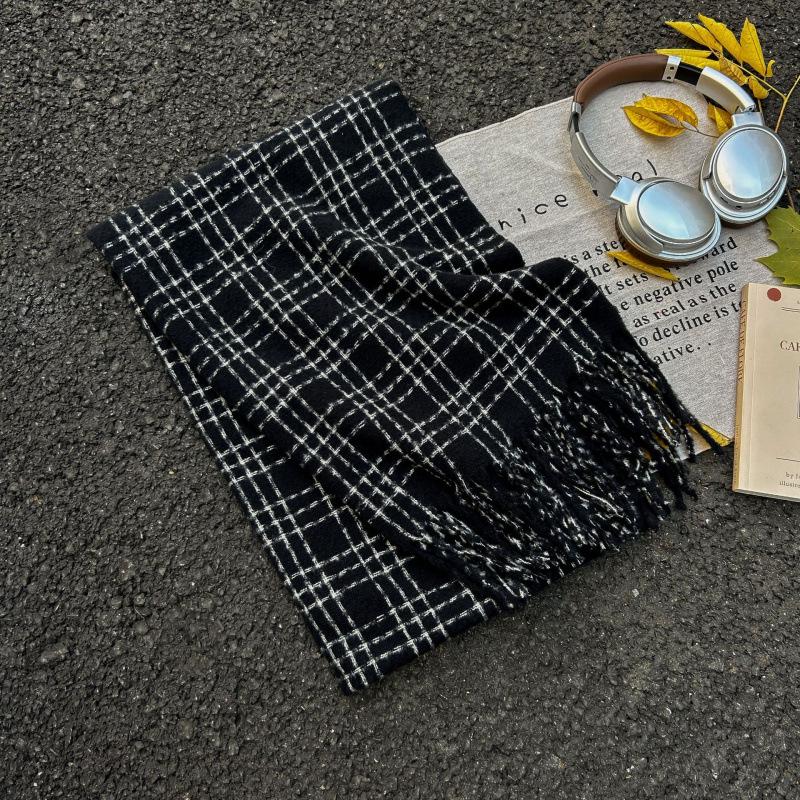 High-End Plaid Shawl for Women - 2025 Autumn/Winter Korean Style Thickened Imitation Cashmere Scarf