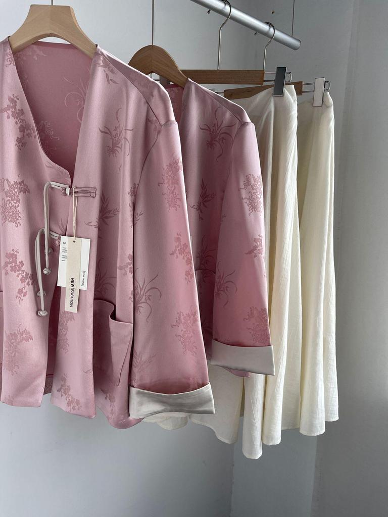 2024 Cool Zen-Style Women's Pink Hanfu Shirt Jacket for Early Autumn