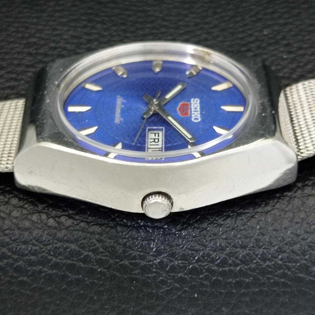 AUTOMATIC VINTAGE SEIKO 5 JAPAN 6349A MENS BLUE COLOR DIAL WATCH A701326-5