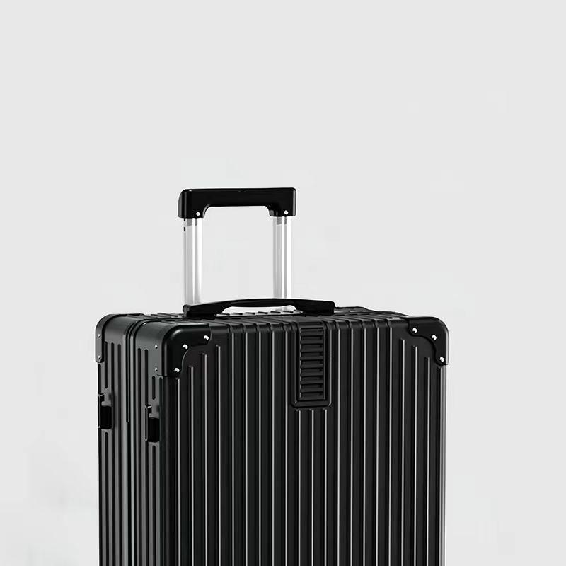 Leather Spinner Suitcase with Pull Handle, Large Capacity, Combination Lock - Perfect for Women, Men, and Students.