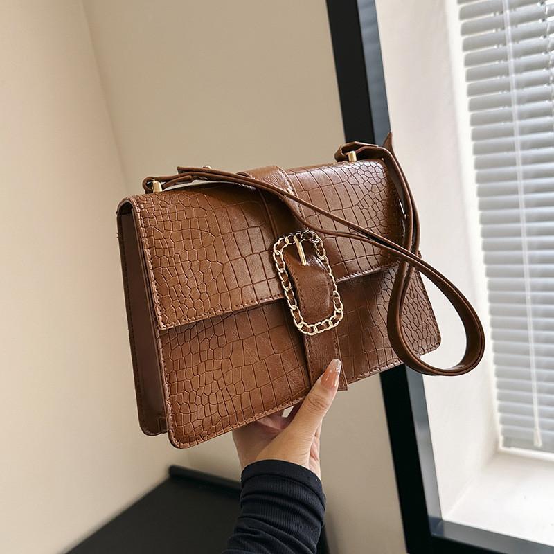 Stylish And Chic Korean Fashion Minimalist Small Crossbody Bag For Women Fall 2023