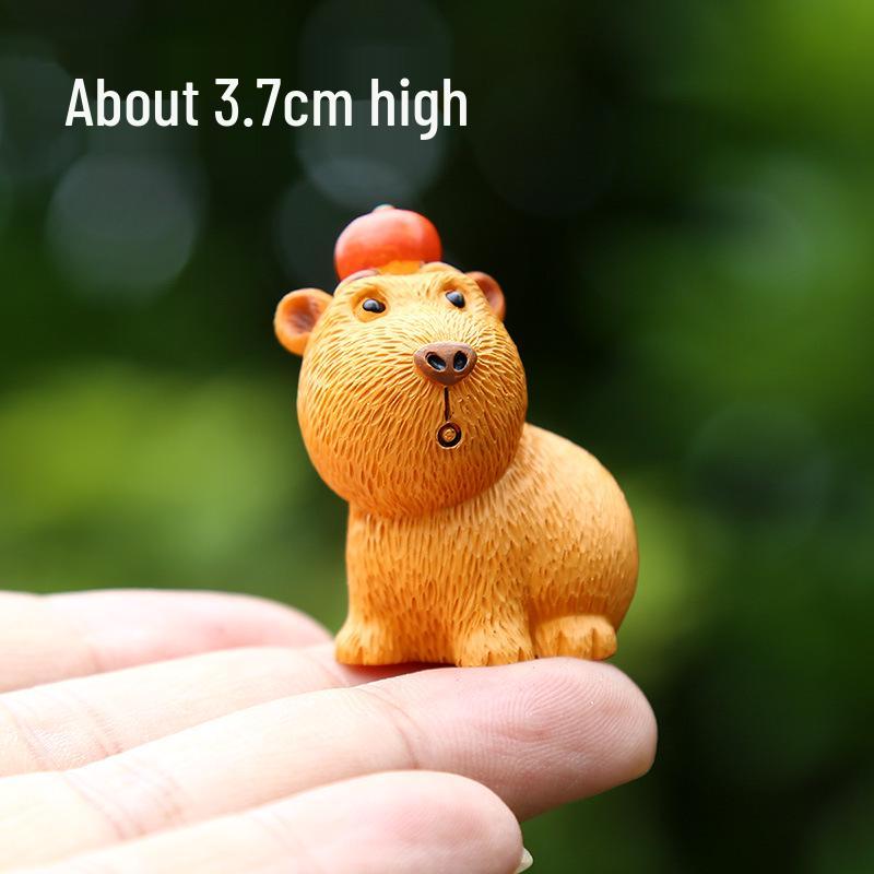 Capybara Resin Figurine: Internet Celebrity DIY Micro Landscape Car Decoration