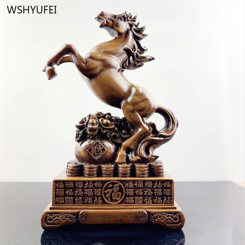 1 pz Resina arriva a un posizionamento di successo Forma di cavallo simulato Decorazione per la casa del soggiorno Scultura Artigianato Regalo quotidiano