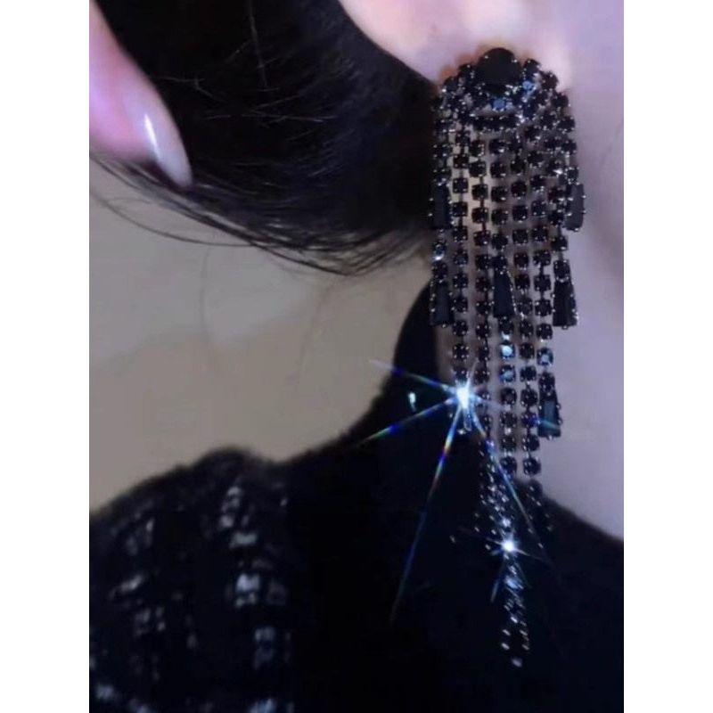 Fashion Retro Face Slimming Black Zircon Tassel Earrings Online Influencer Refined Long High-Profile Earrings Frosty Style Earrings