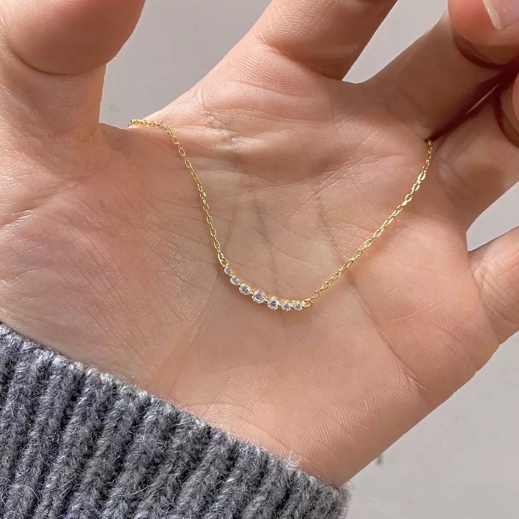 New Smile Necklace for Women, Light Luxury, High End, Simple and Versatile, Exquisite Clavicle Chain