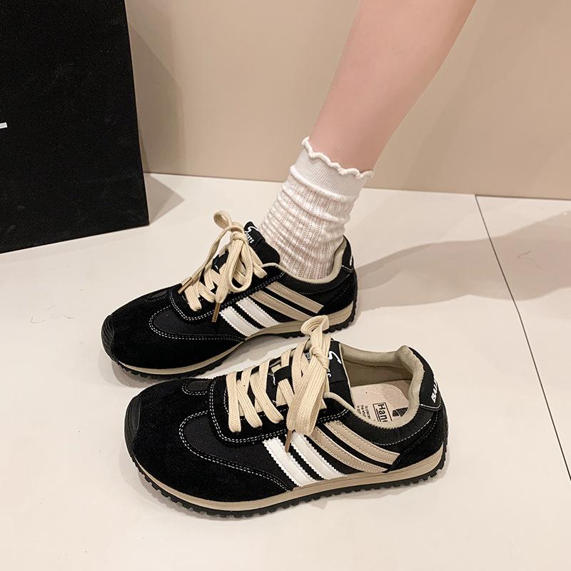 Dexun Shoes Women's 2025 Autumn New Great-looking Imitation Leather Platform Forrest Gump Shoes Super Fire Versatile Casual Sports Shoes