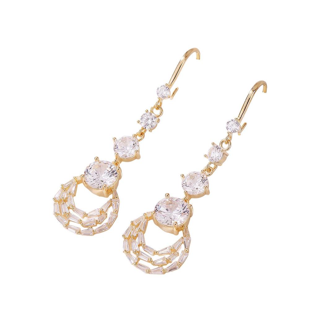 Copper-Plated Gold Micro-Set Zirconia Tassel Earrings with Silver Needle Studs – High-End Light Luxury Versatile Design.