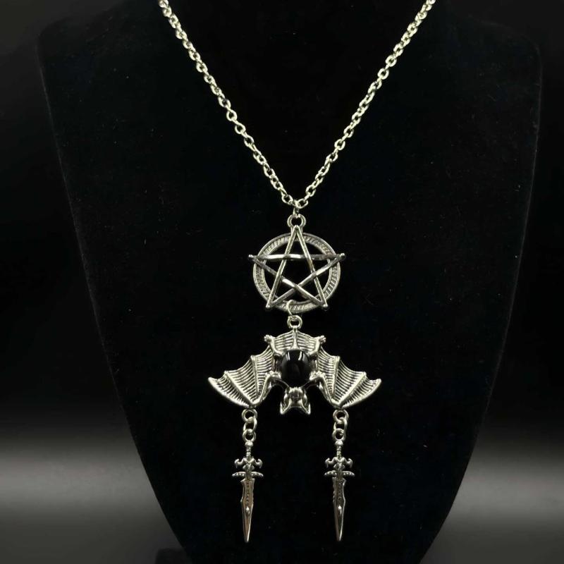 Heart And Sword Pendant Necklace For Women Goth Accessories Necklace Y2K Fashion Choker