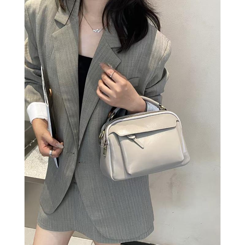 

Женская сумка из натуральной кожи Модная сумка-яблоко Модная сумка через плечо One Size серый