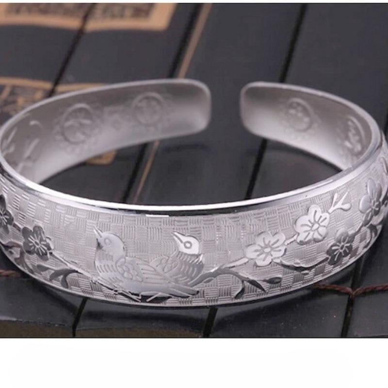 Náramek Straka Módní a personalizovaný náramek široké edice s příjemnou špičkou obočí Náramek Stříbrné šperky Dárek k narozeninám