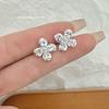 Elegant Zircon Flower Stud Earrings for Women - Fashionable, Luxurious, Sweet, and Versatile.