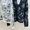 Hochwertiger floraler Woll-Mohair-Cardigan mit V-Ausschnitt und Stickereien