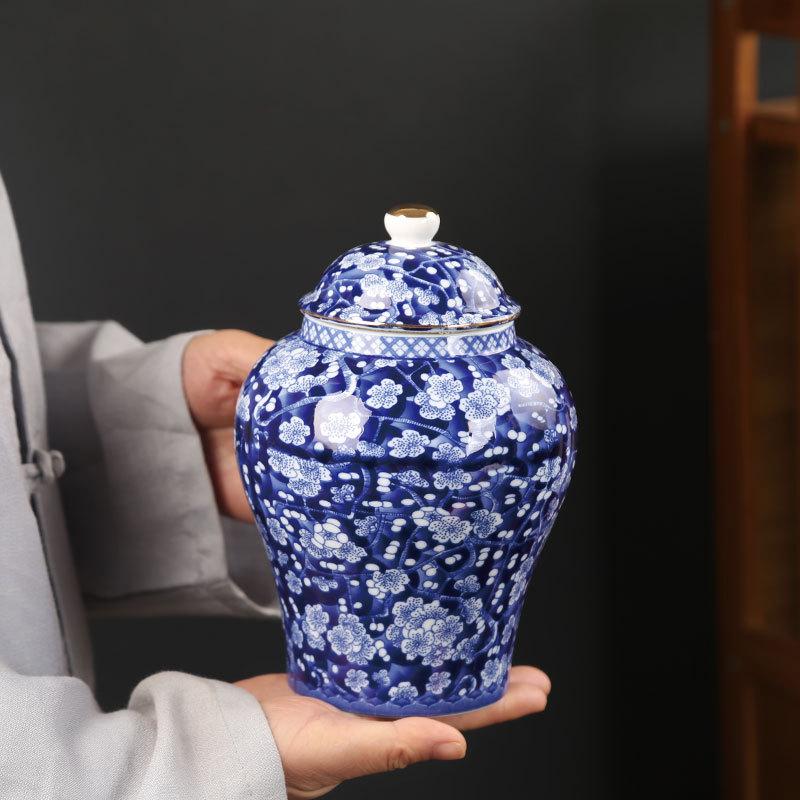 Gold-plated Ceramic Storage Jar Blue and White Porcelain Tea Jar Vintage Porcelain Storage Container Sealed Pot Art Decoration