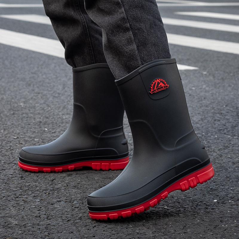 Men's Waterproof Mid-Calf Non-Slip Rain Boots – Fashionable Korean-Style Slip-On Rubber Shoes.