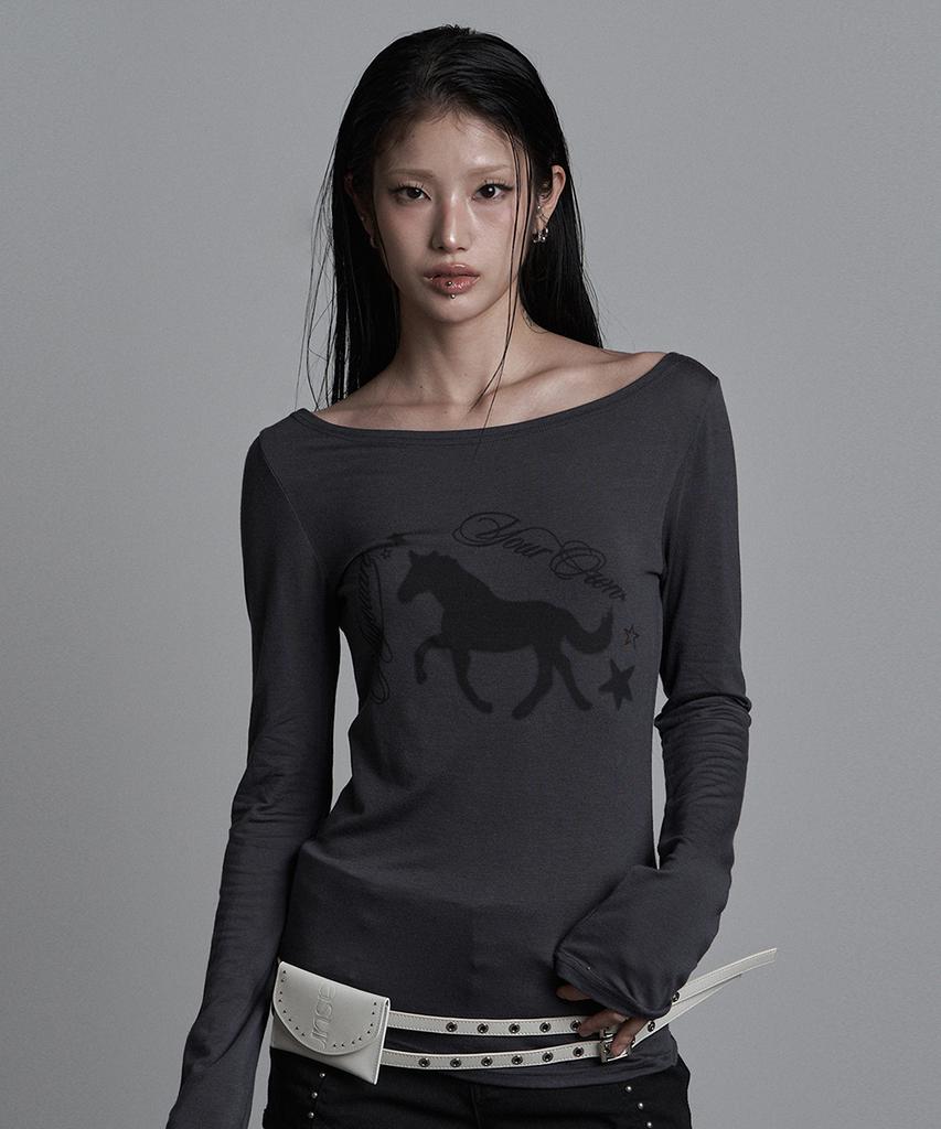 Aejeuyua Horse Boat Neck Long Sleeve Charcoal