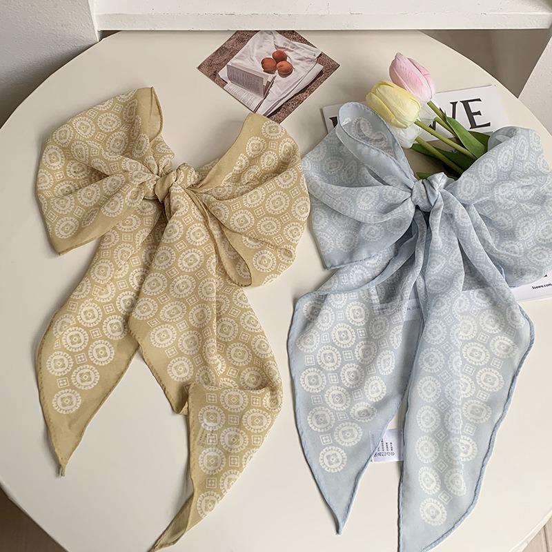 Silk scarf, long strip, high-end feeling, fresh and soft, literary and decorative scarf, scarf, versatile headscarf, headband, silk scarf, waist tie.