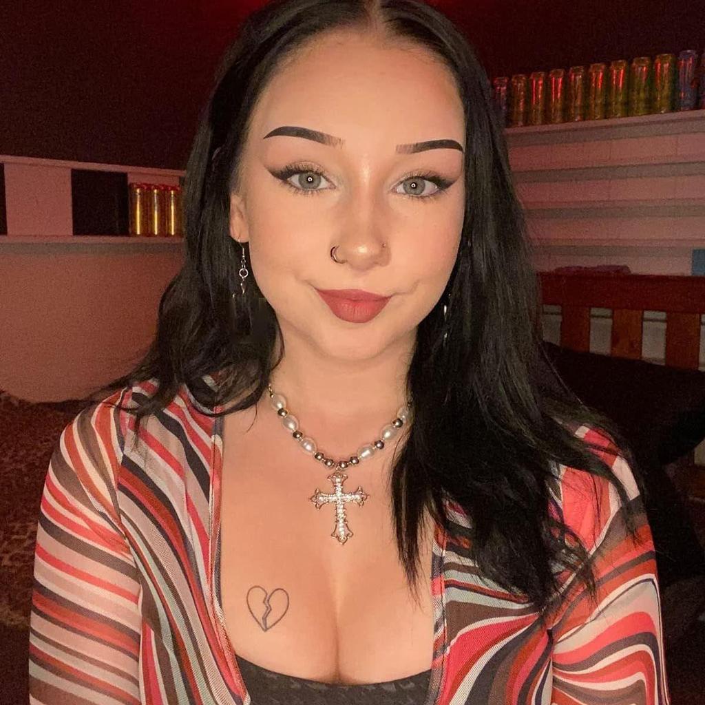 Crystal Cross Necklace for Women Girls, Big Pearl Stainless Steel Beads Necklace Choker, Cool Punk Cross Pendant Bling Chain Jewellery Gifts - Silver