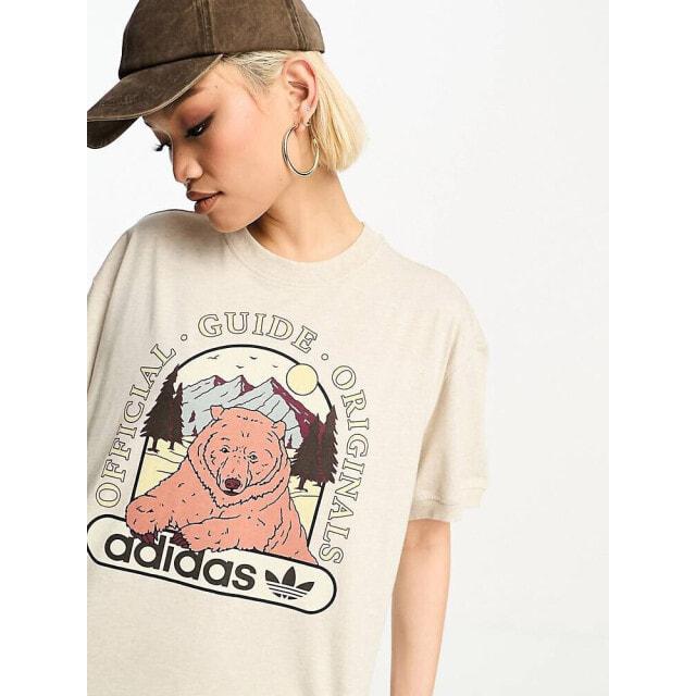 

Бежевая футболка с графическим принтом adidas Originals Hills Hiker