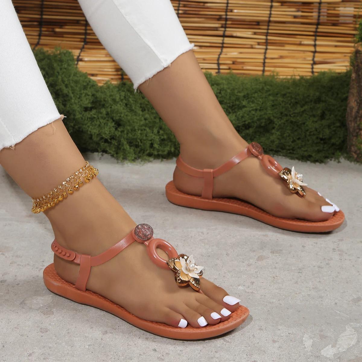 

Fashion women s flowers clip-toe soft sole sandals luxury rhinestone anti-slip flat sandals summer light comfort zapatillas de mujer 40-41 коричневый