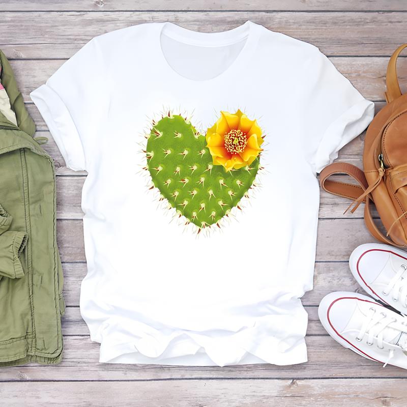 Women's short-sleeve T-shirt with cute patterns, perfect for summer daily wear, trendy and fashionable.