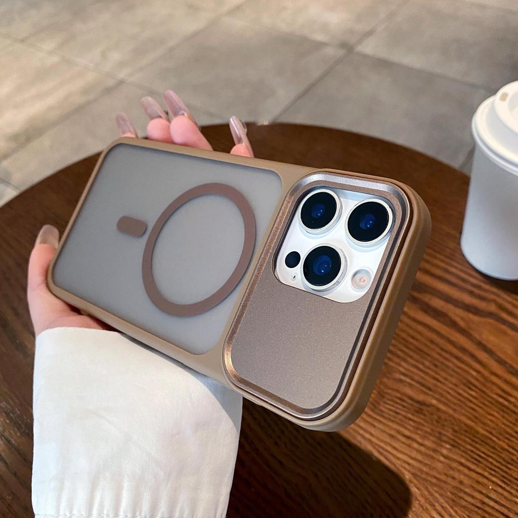 A magnetic, frosted skin-feel case compatible with both iPhone 17 Pro Max and iPhone 16.