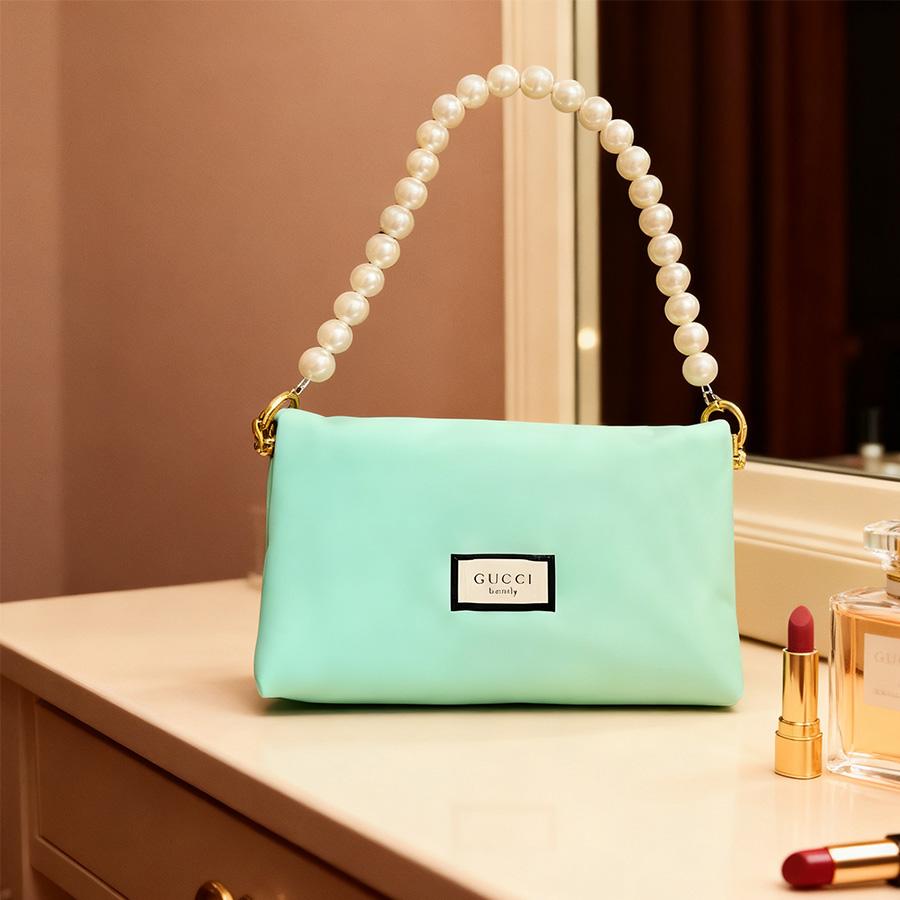 Gucci Piece Of Women's Crossbody Bag, Made Of Detachable Bag Strap. Suitable For Commuting And Parties. Environmentally Friendly