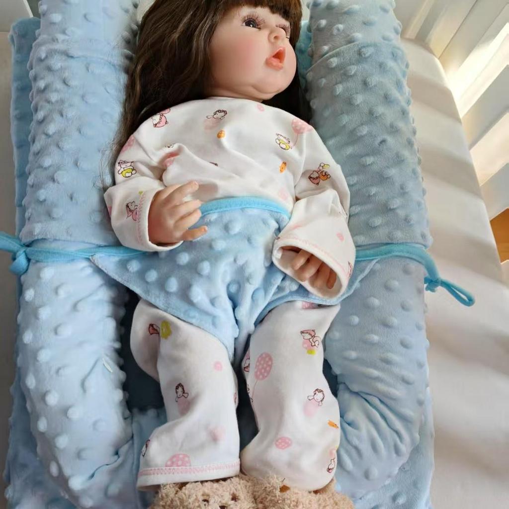 Cross-border Baby Nursing Pillow - Incline Side-lying Comfort for Breastfeeding and Sleeping