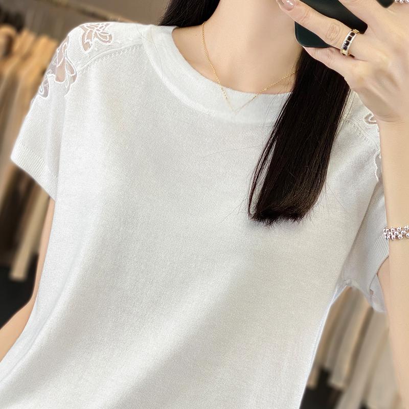 

Жіноча літня футболка з коротким рукавом 50% шовку та поліестеру | Легкий дихаючий приталений повсякденний топ L білий