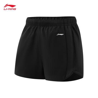 Hosen & Röcke – Shorts