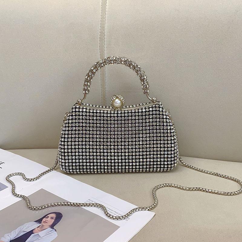 

Yuan dinner bag, fashionable and high-end sense, shiny and ineffective, diamond-encrusted, diamond-filled portable messenger bag