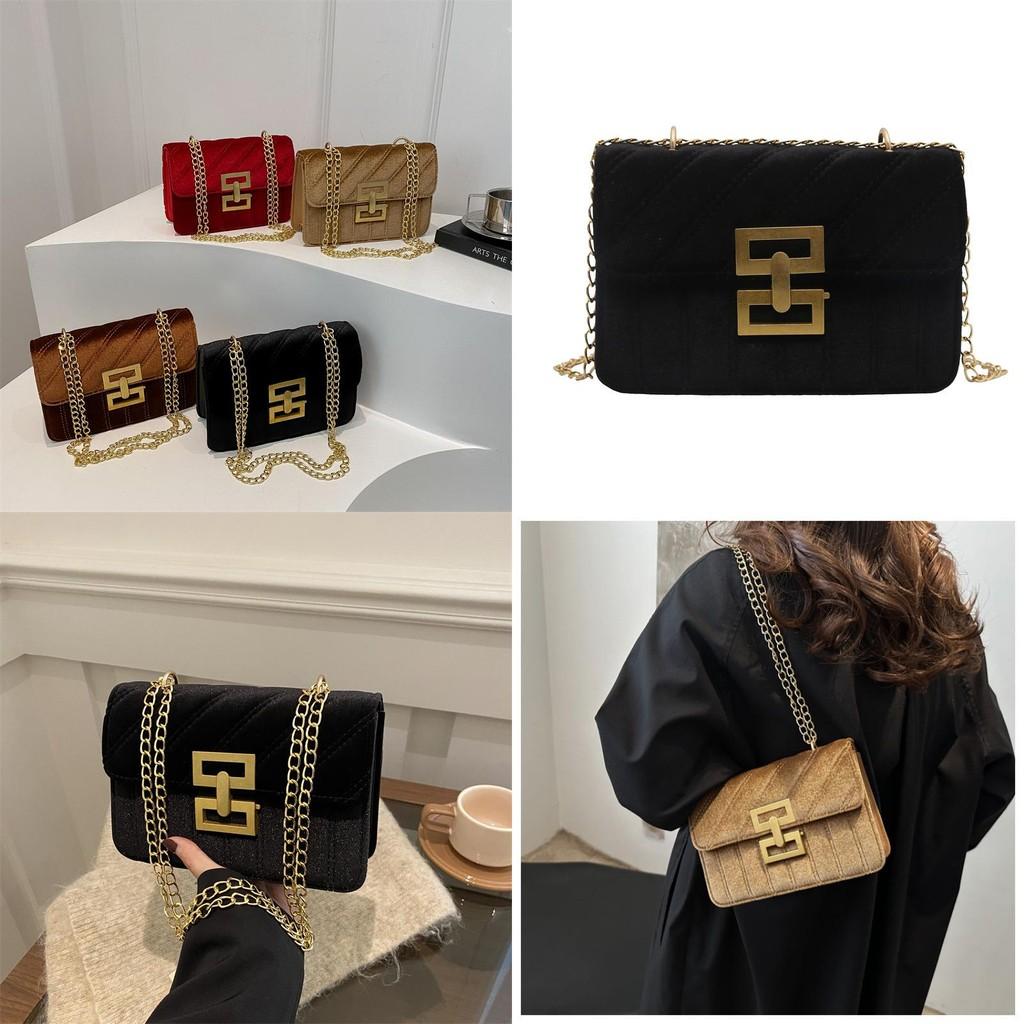 Chic Stylish Shoulder Bag With Lock Closure And Chain Details Perfect For Everyday Use